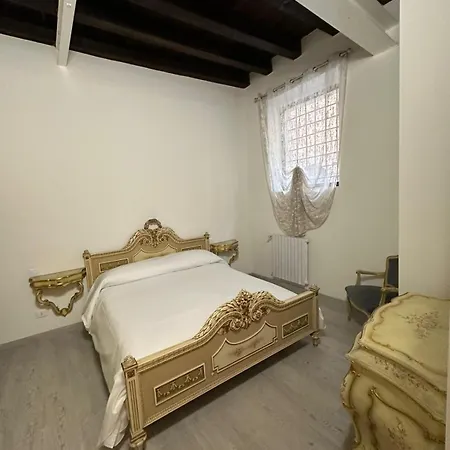 Al Campanile Appartement *